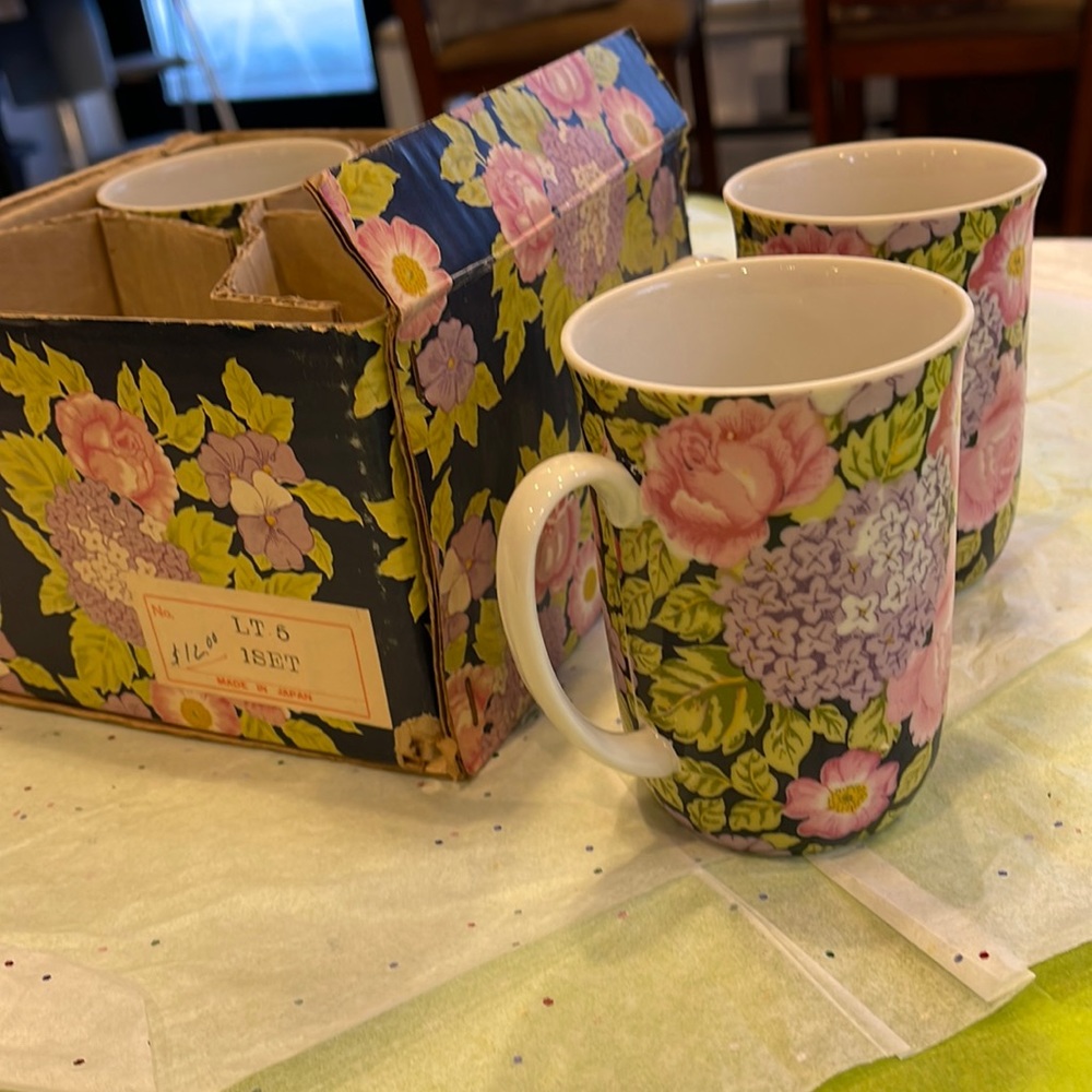 Seymour Mann Lilac Time Fine China Cups Made in Japan w/ Box
